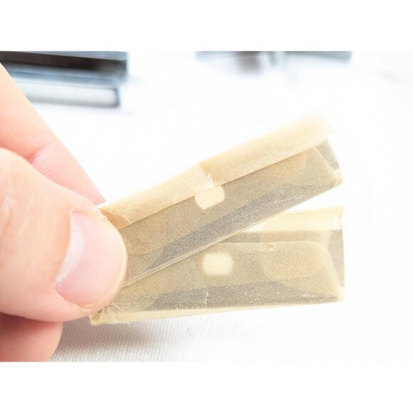 Vintage Diana travel razor in blue green heart shaped box, Robin eggs blue - Picture 9 of 9